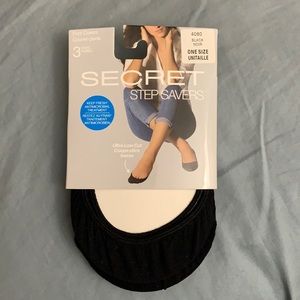 NEW SECRET Step savers liners super low cut black